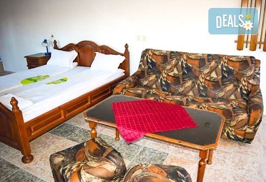 Почивка през април в Троянския балкан! 2 или 3 нощувки в уютни къщички, хотел Света гора, с. Орешак! - Снимка 7