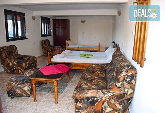 Почивка през април в Троянския балкан! 2 или 3 нощувки в уютни къщички, хотел Света гора, с. Орешак! - Снимка 8