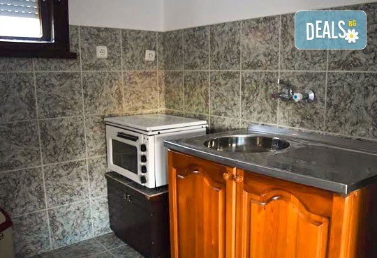 Почивка през април в Троянския балкан! 2 или 3 нощувки в уютни къщички, хотел Света гора, с. Орешак! - Снимка 9