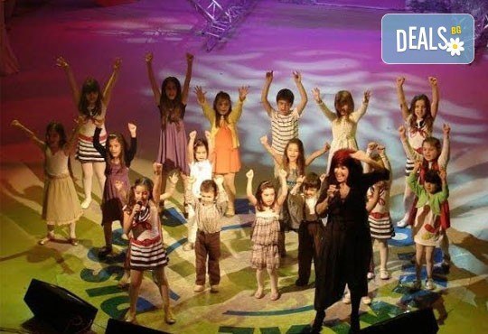 Индивидуални уроци по поп, джаз или класическо пеене, еднократно или за един месец в Студио Да, Варна! - Снимка 8