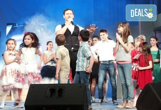 Индивидуални уроци по поп, джаз или класическо пеене, еднократно или за един месец в Студио Да, Варна! - Снимка 4