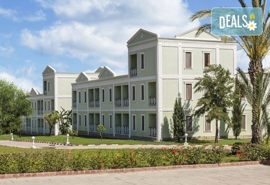 Лятна почивка в Северен Кипър! 7 нощувки на база Ultra All inclusive в Kaya Artemis Resort & Casino 5* и самолетен билет от Истанбул! - Снимка 2
