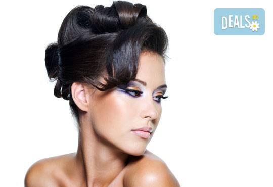 Вашата мечтана визия! Пробна прическа и абитуриентска прическа при стилист на Салон за красота Blush Beauty! - Снимка 3