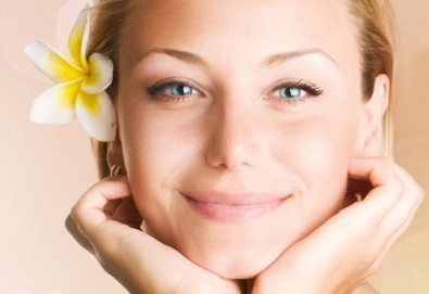 Почистване на лице в 11 стъпки и терапия с фито-стволови клетки с Asti Cosmetics в Sunflower beauty studio!