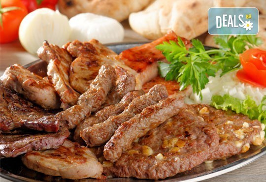 Парти с добра компания в р-т Balito 3 в жк Надежда! Един килограм скара асорти, 600 гр. гарнитура, бутилка вино + музика на живо всеки уикенд - Снимка 1