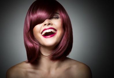 Боядисване с боя на клиента, възстановяваща маска, подстригване и прическа със сешоар в салон Виктория!