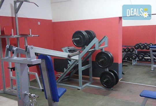 Спортувайте! Карта за 8 посещения в рамките на месец във фитнес Метрофлекс Люлин! - Снимка 6