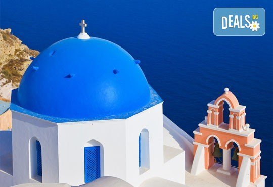 Посетете остров Санторини, Гърция през септември! 7 нощувки със закуски, транспорт и водач от BG Holiday Club! - Снимка 3