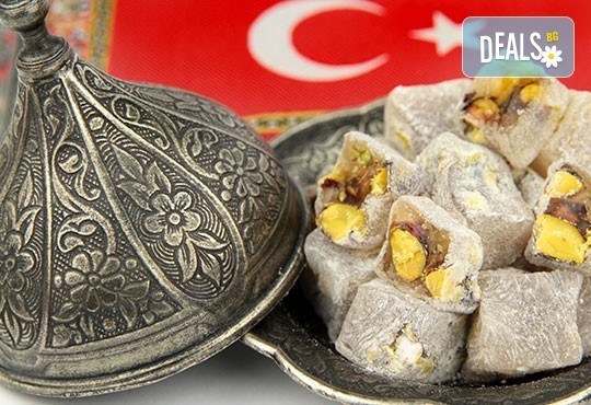 Великденски празници в Истанбул за Фестивала на лалето! 2 нощувки със закуски в хотел 3*, транспорт и посещение на МОЛ Оливиум! - Снимка 3
