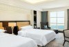 Почивка в Sheraton Sharjah Beach Resort and SPA 5*, Дубай, през юни! 4 нощувки със закуски, самолетен билет, летищни такси и трансфери! - thumb 4