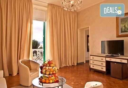 На почивка в Сан Ремо, Италия, с Филип Тур! 7 нощувки в Des Anglais 4* със закуски и вечери, самолетен билет, летищни такси, трансфери! - Снимка 5