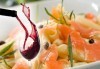 Вкусно предложение за паста с пушена сьомга и каперси с чаша вино или италианска бисквитена торта в ресторант Клуб на актьора! - thumb1 1