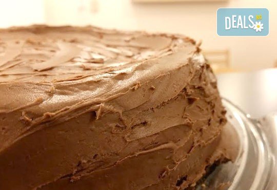 С повод или без! Вземете топящ се в устата шоколадов чийзкейк - цели 2 килограма, 16 парчета, от сладкарница Cheesecakers! - Снимка 2