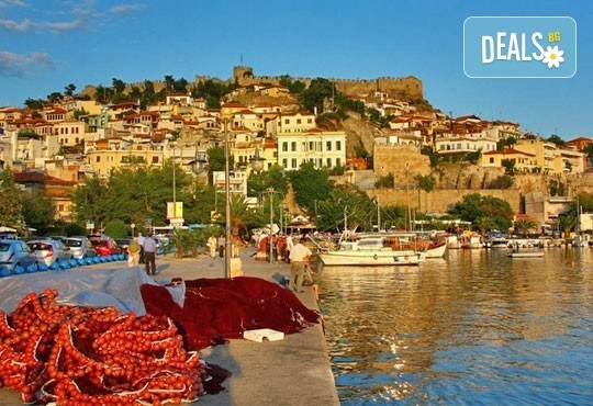 Двудневна екскурзия в период по избор от юни до октомври до Кавала, Неа Перамос и Неа Ираклица! 1 нощувка със закуска и вечеря, транспорт и водач! - Снимка 3