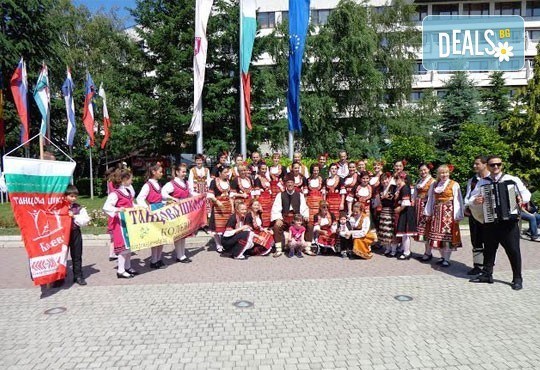 Направете първи стъпки в народните танци! 8 посещения на народни танци за начинаещи в танцова школа Колеви! - Снимка 2