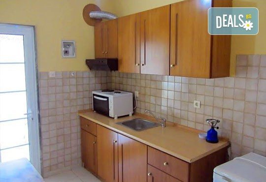 Почивка през юни и юли на Олимпийската ривиера! 5 нощувки в Studios Pieria 3*, безплатно настаняване на дете до 11 г.! - Снимка 9