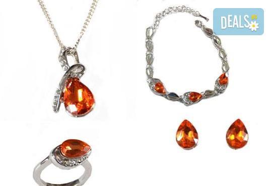 Лукс за празниците! Комплект колие, гривна, пръстен и обеци с австрийски кристали от Present For You! - Снимка 1