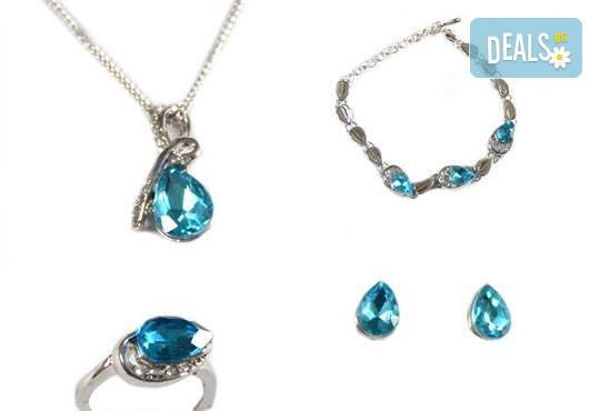 Лукс за празниците! Комплект колие, гривна, пръстен и обеци с австрийски кристали от Present For You! - Снимка 2