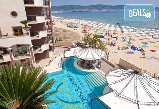 През септември на първа линия в Слънчев бряг! 1 нощувка за 2-ма възрастни и две деца или 3-ма възрастни в хотел Golden Rainbow First Line Apartments! - Снимка 1