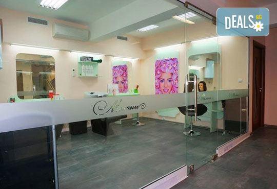 Боядисване с боя на клиента, подстригване, терапия за запазване на цвета, сешоар и подарък плитка, студио за красота Mелани! - Снимка 8