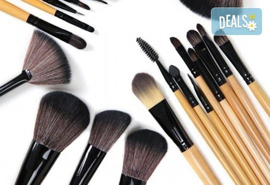 Гримирайте с лекота! Комплект четки за грим от естествен косъм, 24 броя с кожен калъф от NSB Beauty Center! - Снимка 1