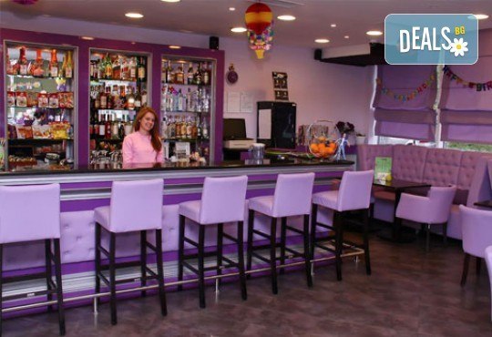 Детски рожден ден за 10 деца - в зала, с много игри, рисунки на лице, подаръци и аниматори от Детски клуб Евърленд! - Снимка 8