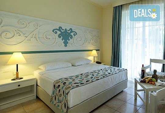Почивка със самолет в Анталия през юли! 7 нощувки, Ultra All Inclusive в хотел Euphoria Palm Beach Resort 5*, Сиде, двупосочен билет, летищни такси и трансфери - Снимка 2