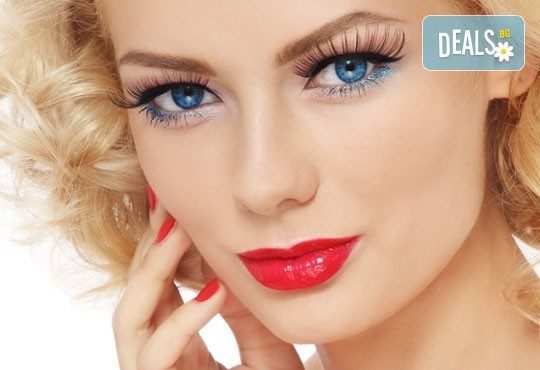 Бъдете съвършени с перманентен грим на устни или вежди - контур и цялостно попълване в Poly Dreams Beauty Center! - Снимка 1