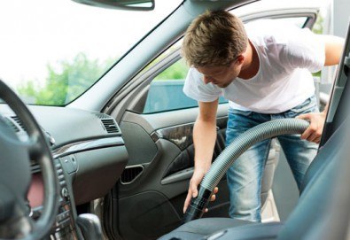 Цялостно машинно пране и подсушаване на салон на автомобил на Ваш адрес от Професионално почистване ЕТ Славия!