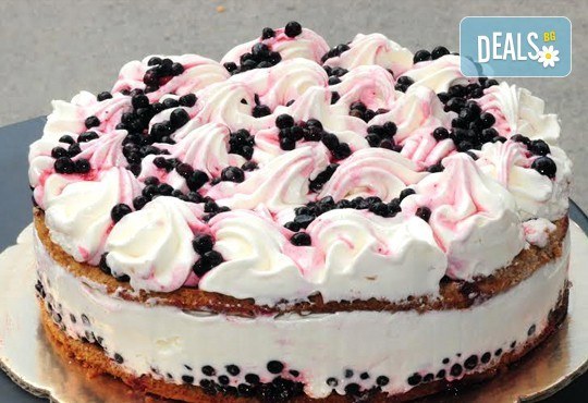 Обичате ли сладолед? Вземете неустоимо вкусна сладоледена торта със свежи плодове от сладкарница Лагуна! - Снимка 2