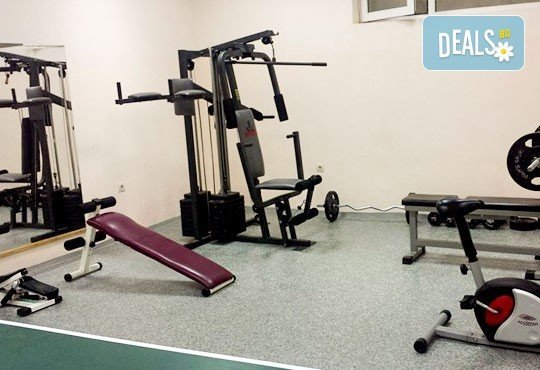 През Юни и началото на Юли на море в Царево! Изберете пакет за 2, 3 или 5 нощувки със закуски, ползване на басейн и фитнес в хотел Мимоза 3* на 100 м. от плаж Нестинарка - Снимка 5