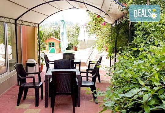 През Юни и началото на Юли на море в Царево! Изберете пакет за 2, 3 или 5 нощувки със закуски, ползване на басейн и фитнес в хотел Мимоза 3* на 100 м. от плаж Нестинарка - Снимка 6