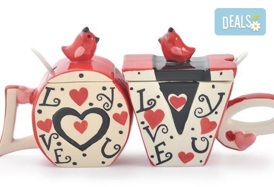Засвидетелствайте Вашата любов! Подарете комплект от 2 броя керамични чаши с капаче и лъжичка - Love от Gift Express! - Снимка 2