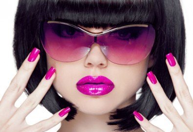 Цветно лято и красиви ръце! Маникюр с гел лак Clarissa на уникално ниска цена, в новооткрития салон Блейд, жк Света Троица!