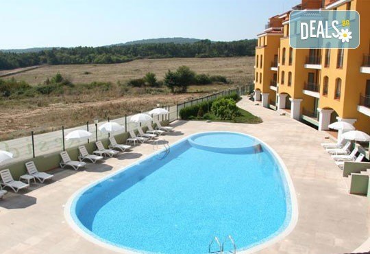 Септември в Серена Резиденс, Созопол! 1 нощувка, на база All Inclusive в студио или апартамент, едно дете до 12г. - безплатно - Снимка 2