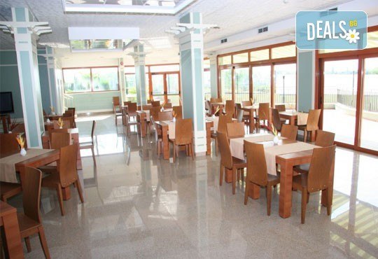 Септември в Серена Резиденс, Созопол! 1 нощувка, на база All Inclusive в студио или апартамент, едно дете до 12г. - безплатно - Снимка 14