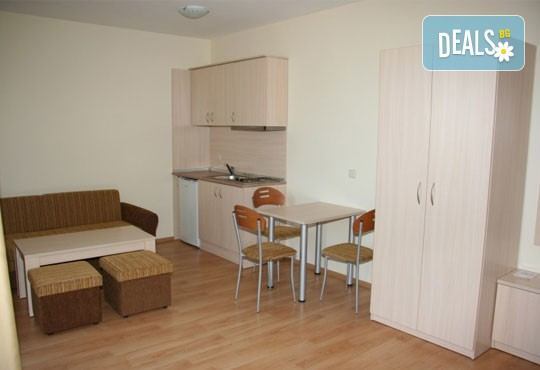 Септември в Серена Резиденс, Созопол! 1 нощувка, на база All Inclusive в студио или апартамент, едно дете до 12г. - безплатно - Снимка 5