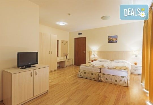 Септември в Серена Резиденс, Созопол! 1 нощувка, на база All Inclusive в студио или апартамент, едно дете до 12г. - безплатно - Снимка 3