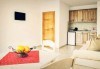 Почивка в семеен хотел Магнолия Гардън, Слънчев бряг! Една нощувка в едностаен или двустаен апартамент и безплатно ползване на басейн и шезлонг - thumb 5