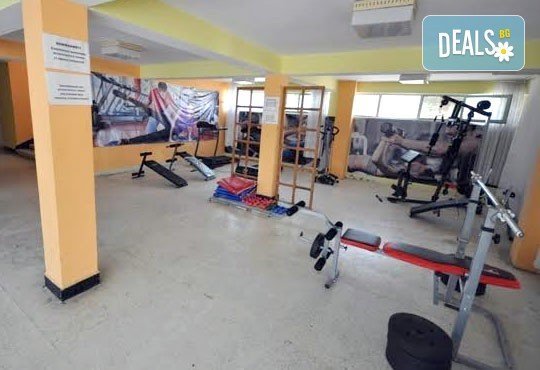 Почивка в разгара на лятото в хотел Спорт Палас, Приморско - 1 нощувка за до трима със закуска, обяд и вечеря! - Снимка 10