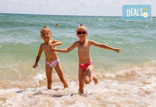 Почивка в разгара на лятото в хотел Спорт Палас, Приморско - 1 нощувка за до трима със закуска, обяд и вечеря! - Снимка 6