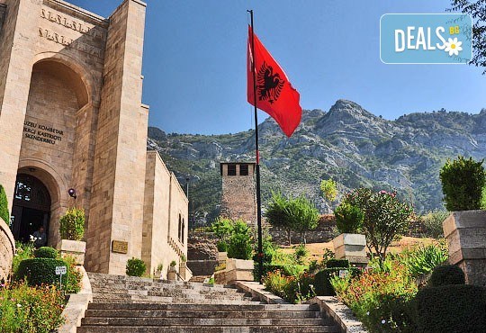 Екскурзия с нощен преход до Дуръс, Албания в период 02.09-05.09.2016! 3 нощувки със закуски, обяди и вечери, транспорт и пешеходен тур на Скопие! - Снимка 2