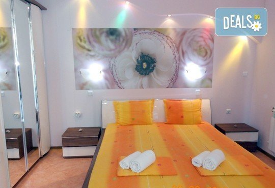 До 20.08 на море в Свети Влас! 5 или 7 нощувки в хотел Галактик на 50м. от плажа - Снимка 3