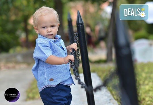 Фотозаснемане на всякакви събития до 1 час или фотосесия - специална цена и подарък DVD, от Townhall Productions! - Снимка 3