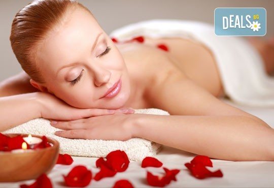 Луксозен синхронен арома масаж за двама с цвят от роза в ''Senses Massage & Recreation'' - Снимка 2