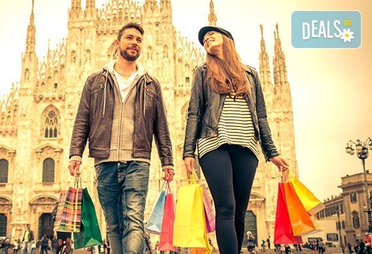 Коледен шопинг в Милано, Италия през декември! 3 нощувки със закуски, самолетен билет и екскурзовод! - Снимка 1
