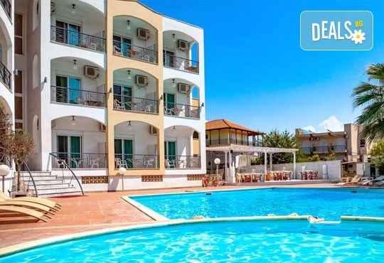На море през септември в Гърция! 3 нощувки със закуски и вечери в Rentina Beach Hotel 2*, Ставрос , Халкидики, от ТА Ревери - Снимка 9