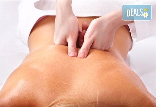 Уникална комбинация от 10 различни масажни техники! 60-минутен масаж на цяло тяло от професионален кинезитерапевт в Студио Denny Divine! - Снимка 4