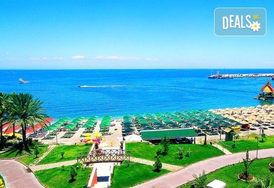 Супер почивка със самолет в Анталия на 08.10! 7 нощувки, All Inclusive в хотел L`ANCORA BEACH 4*, Кемер, двупосочен билет, летищни такси и трансфери - Снимка 1