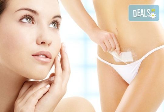 Кола маска за жени на пълен интим и почистване на вежди в студио за красота Д&В, Студентски град! - Снимка 1